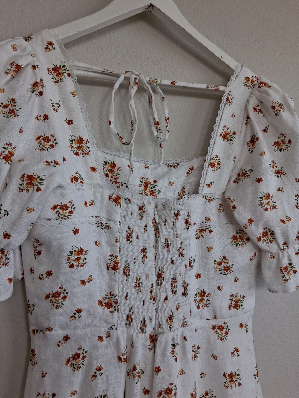 Reformation Evianna Linen Mini Dress In Lara Floral - Picture 8 of 16
